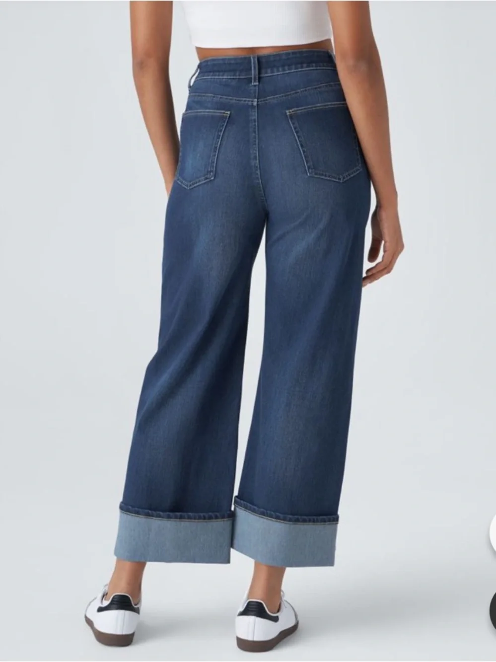 NWT HALARA Meduim Petite Women's Indigo Wide-Leg Cuffed Crop Blue Jeans - Picture 2 of 5